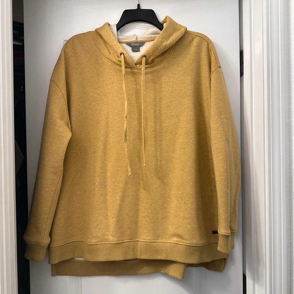 Women’s Sweater